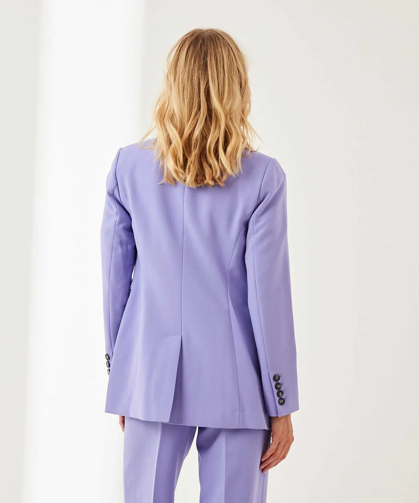 Americana Larga Beaumont De Crepe Abby