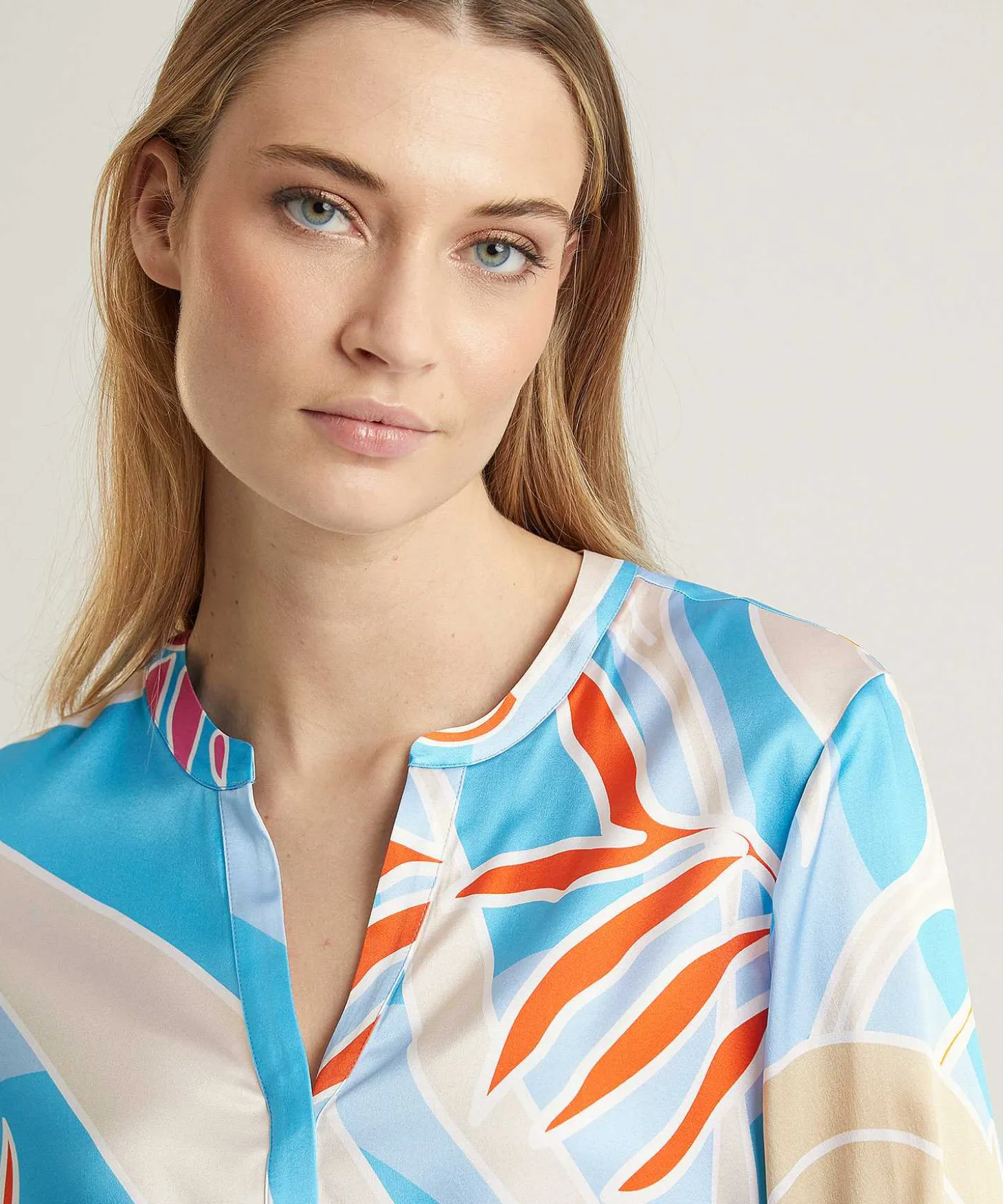 Blusa Angelegenheit De Herzen'S Seda Estampado Acuario