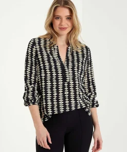 Blusa Kyra Estampado Grafico Pam