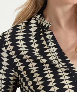 Blusa Kyra Estampado Grafico Pam