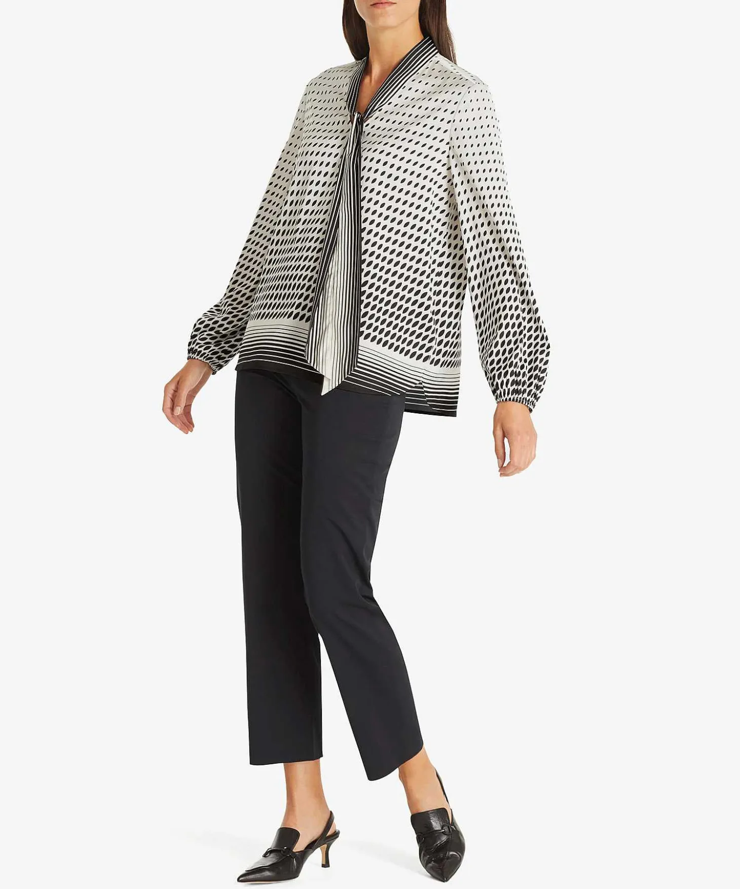 Blusa Sedosa De Marc Cain Con Estampado De Lazo