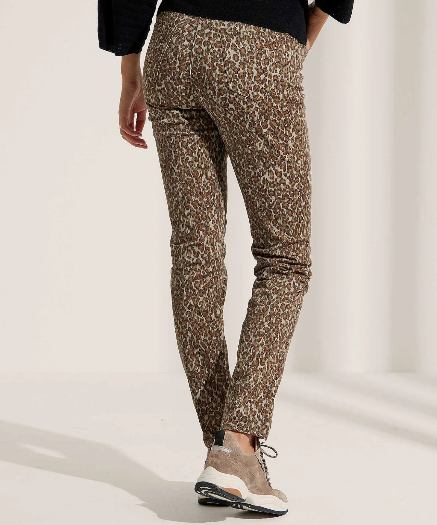 Brax Pantalon Estampado Pantera Shakira