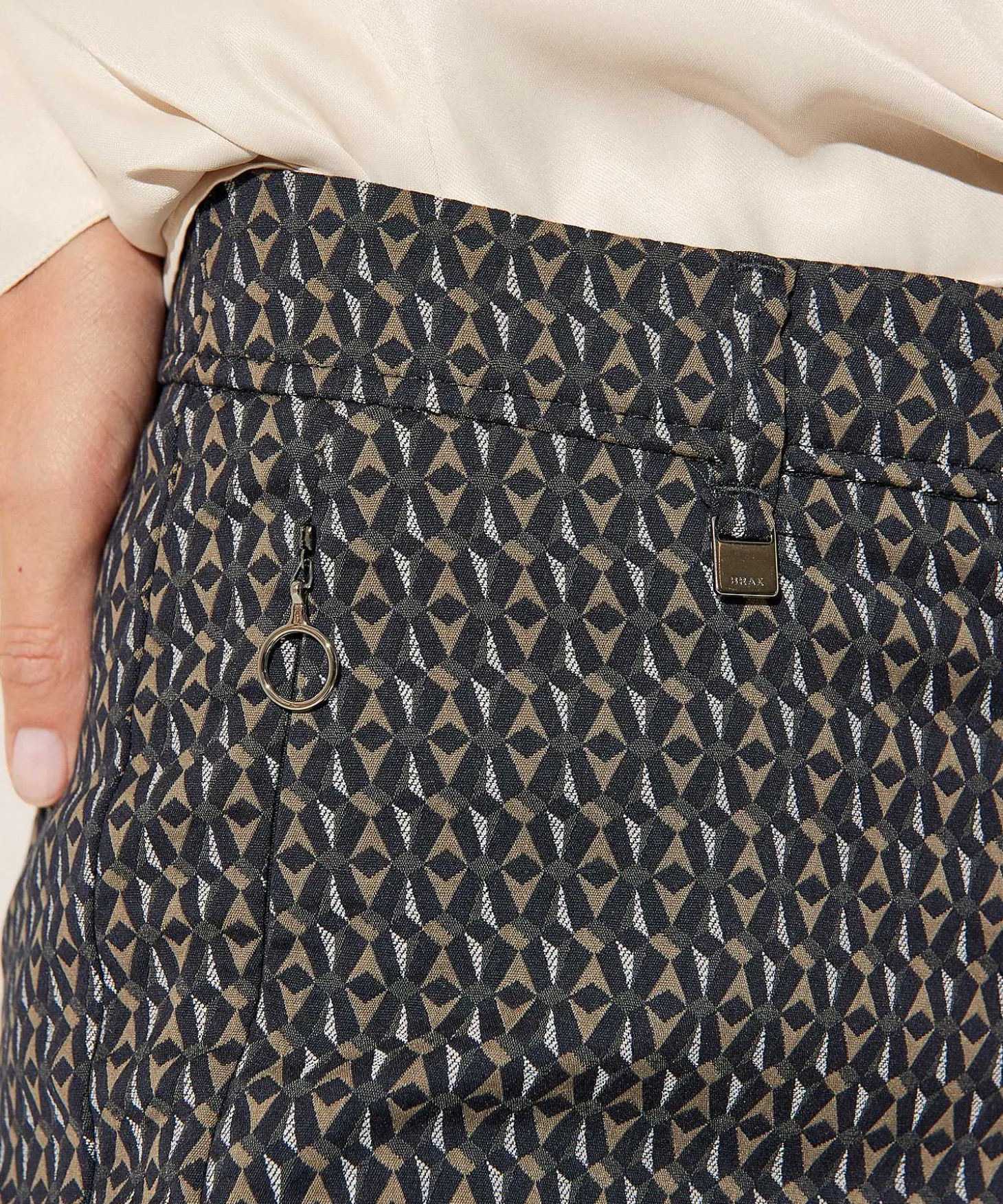 Brax Pantalon Graphic Con Cremalleras Maron S