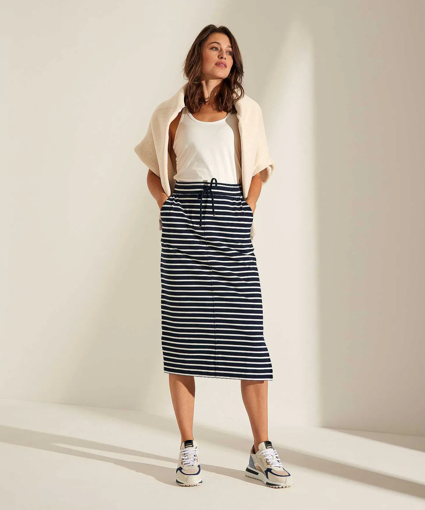 Camiseta Sin Mangas * Essentials Con Espalda Cruzada Y Lurex
