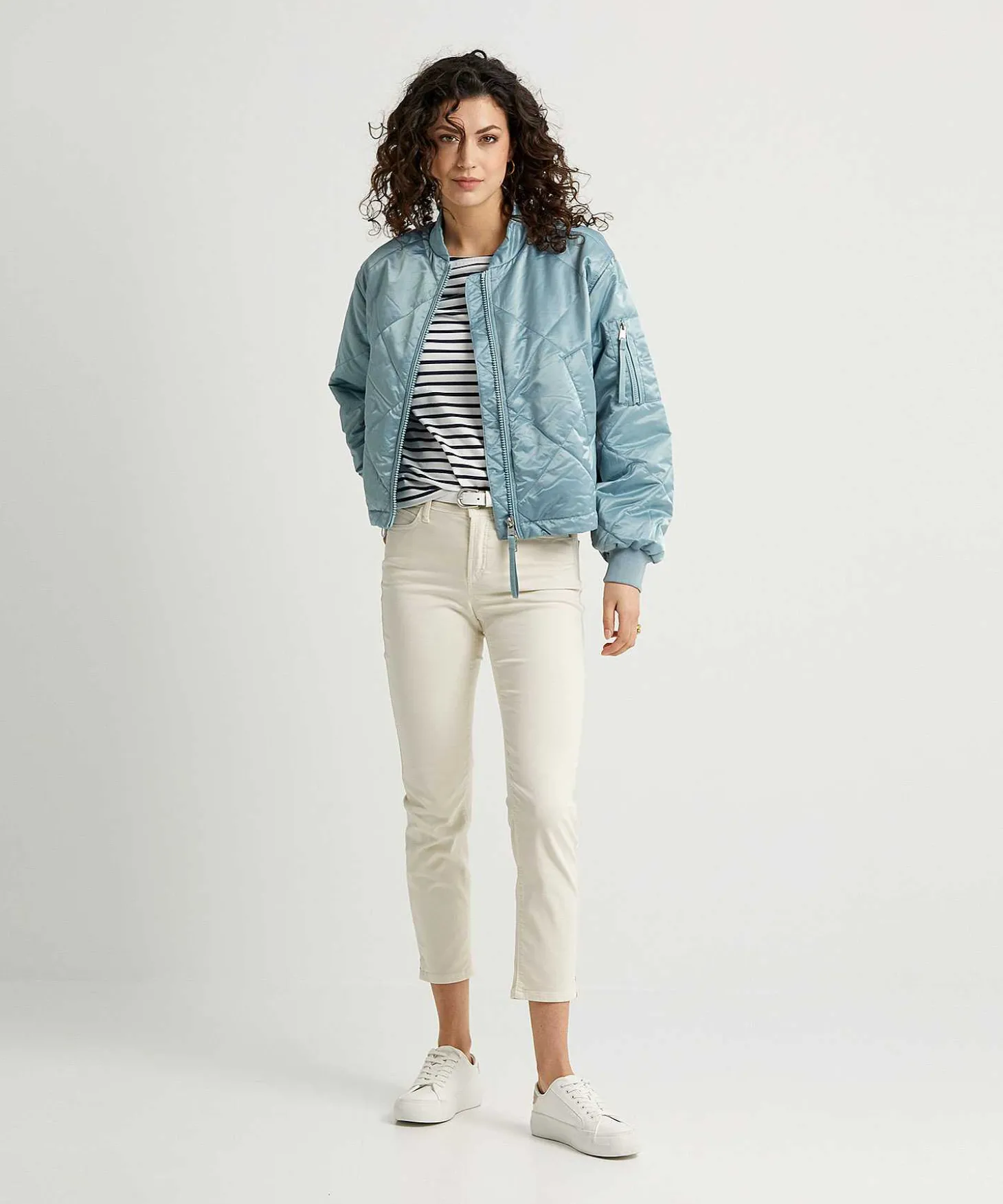Cazadora Bomber Sedosa Beaumont Acolchada