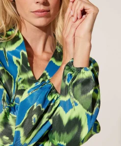 Kyra Blusa Sedosa Flor Attina