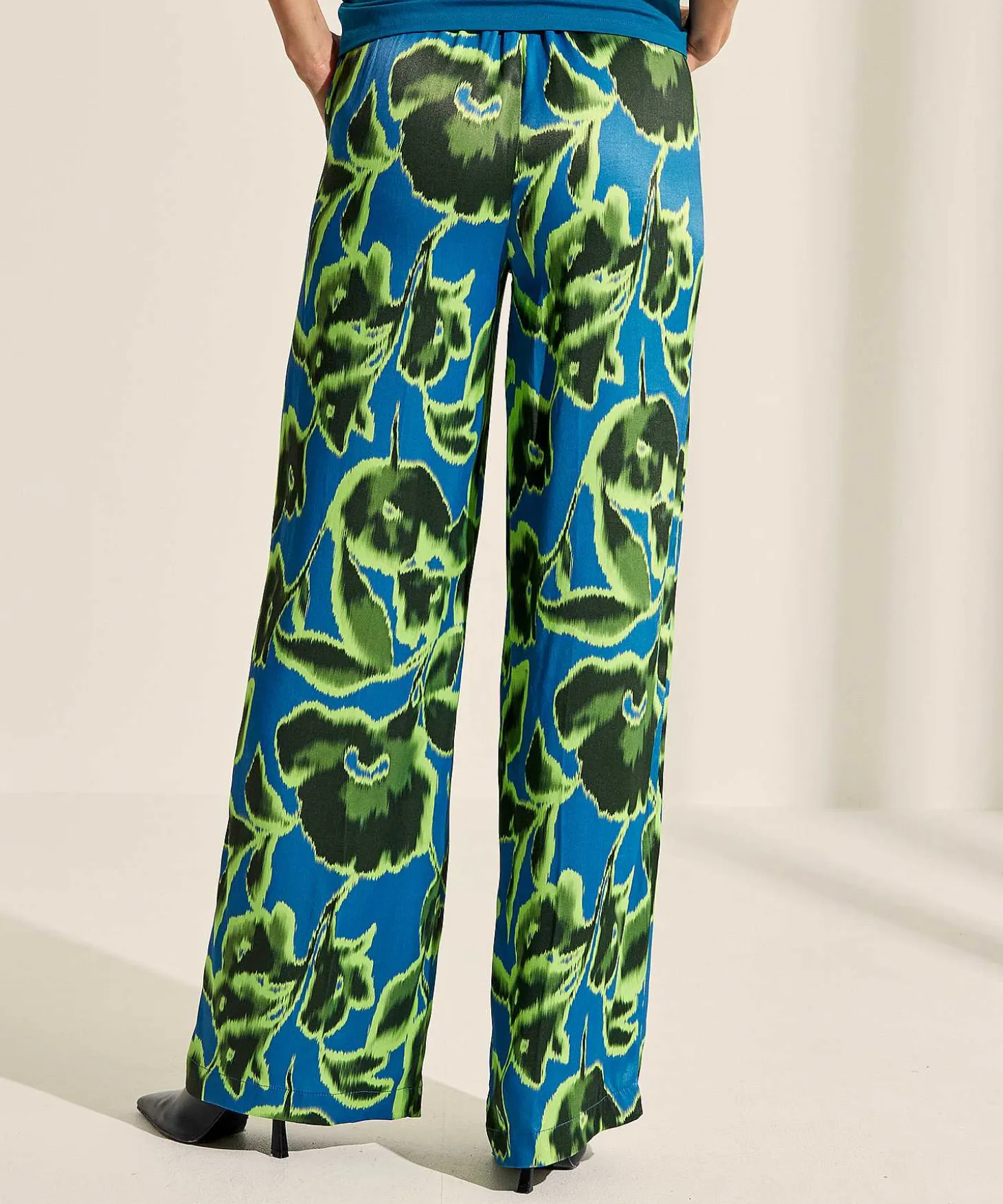 Kyra Pantalones Sedosos Flor Agatha