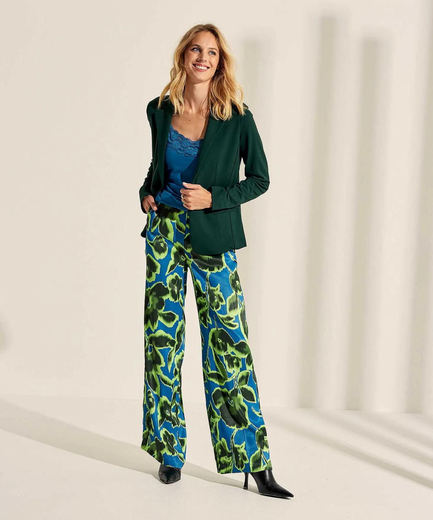 Kyra Pantalones Sedosos Flor Agatha