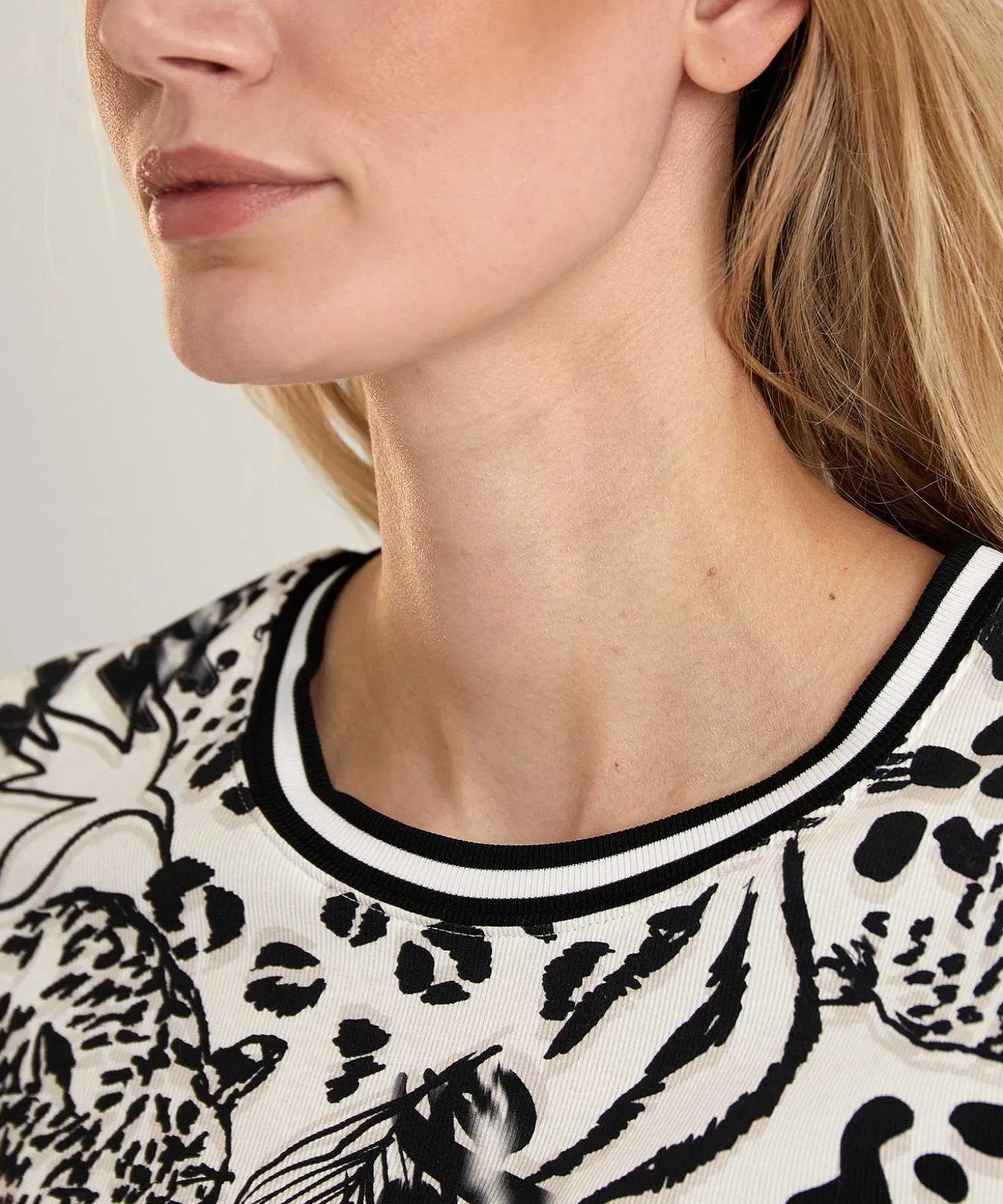 Marc Cain Camiseta Deportiva Rib Jersey Jungle Print