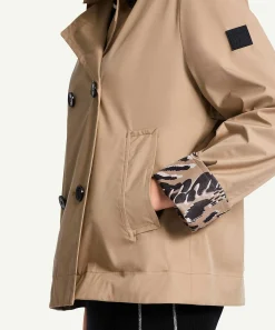 Marc Cain Chaqueta Corta Deportiva Cruzada Con Gorro De Pescador