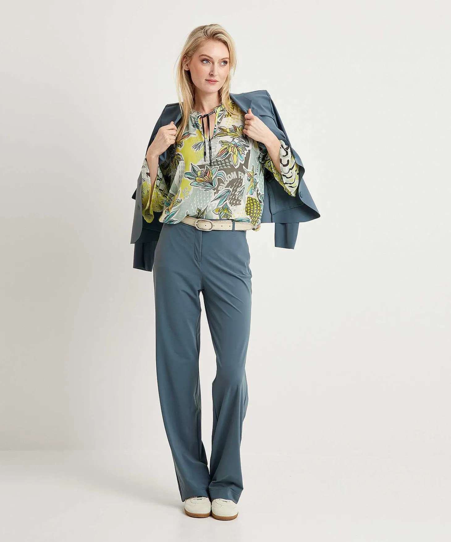 Marc Cain Sports Blusa Transparente Estampado Floral
