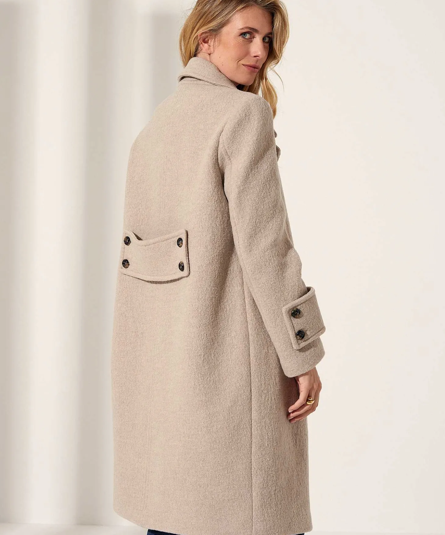 Maura Mantel Lana Cocida