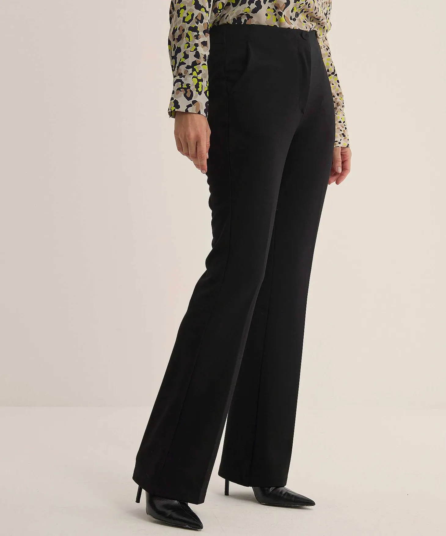 Pantalones Acampanados Kyra Charlotte