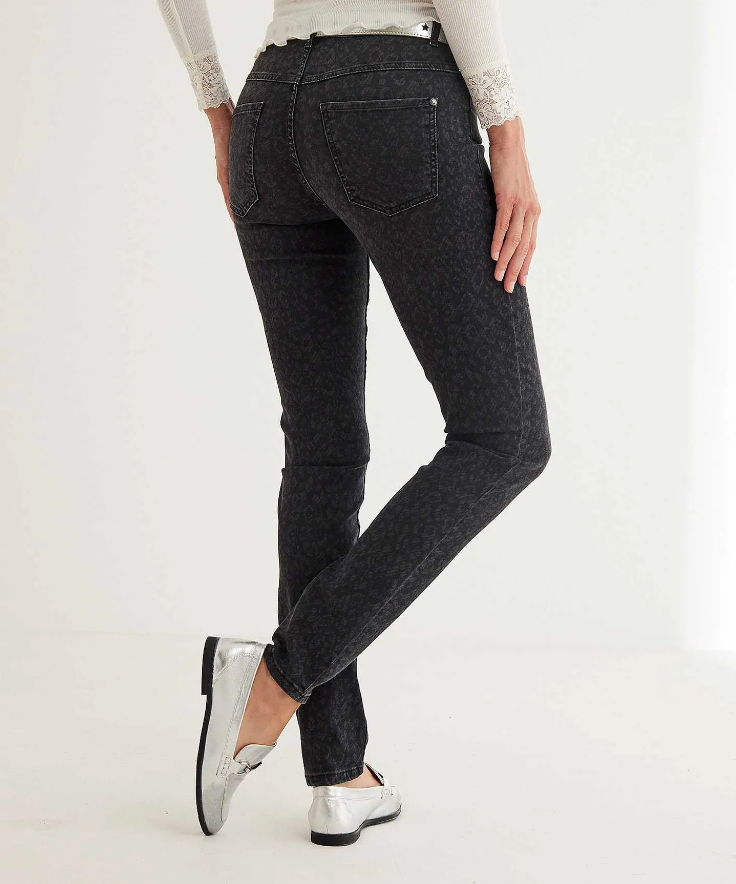 Rosner Jeans Estampado Laser Antonia
