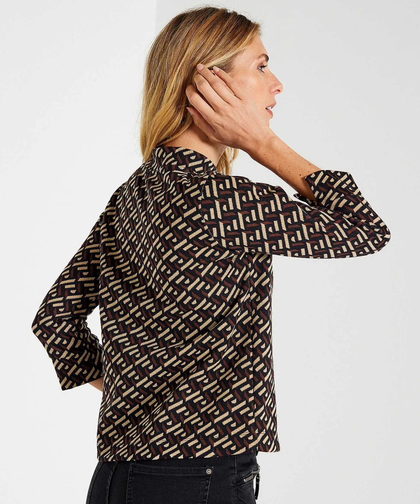 Top Giulia E Tu De Jacquard Con Grafico