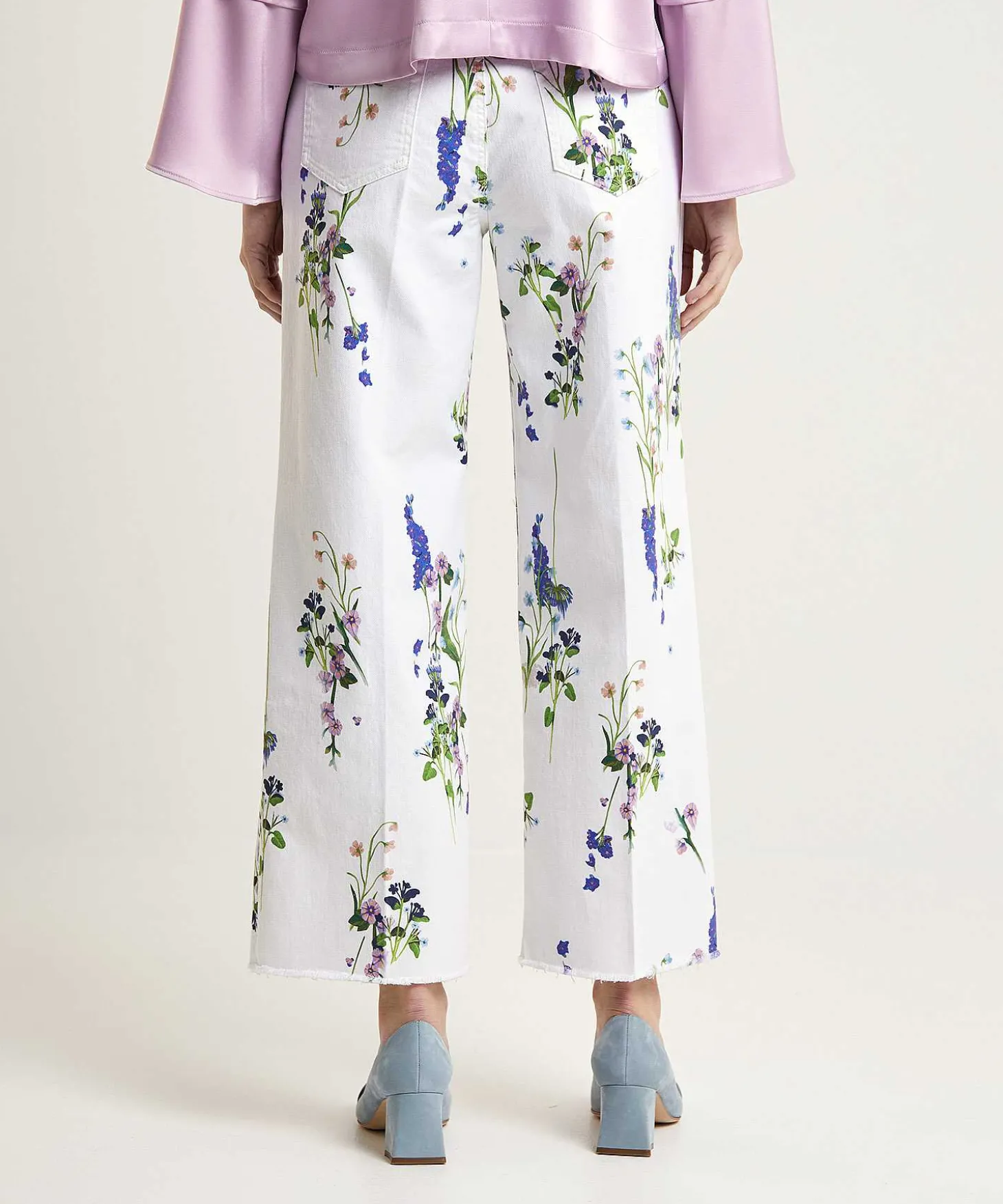 Vaqueros Capri Con Estampado Floral De Marc Cain Wylie