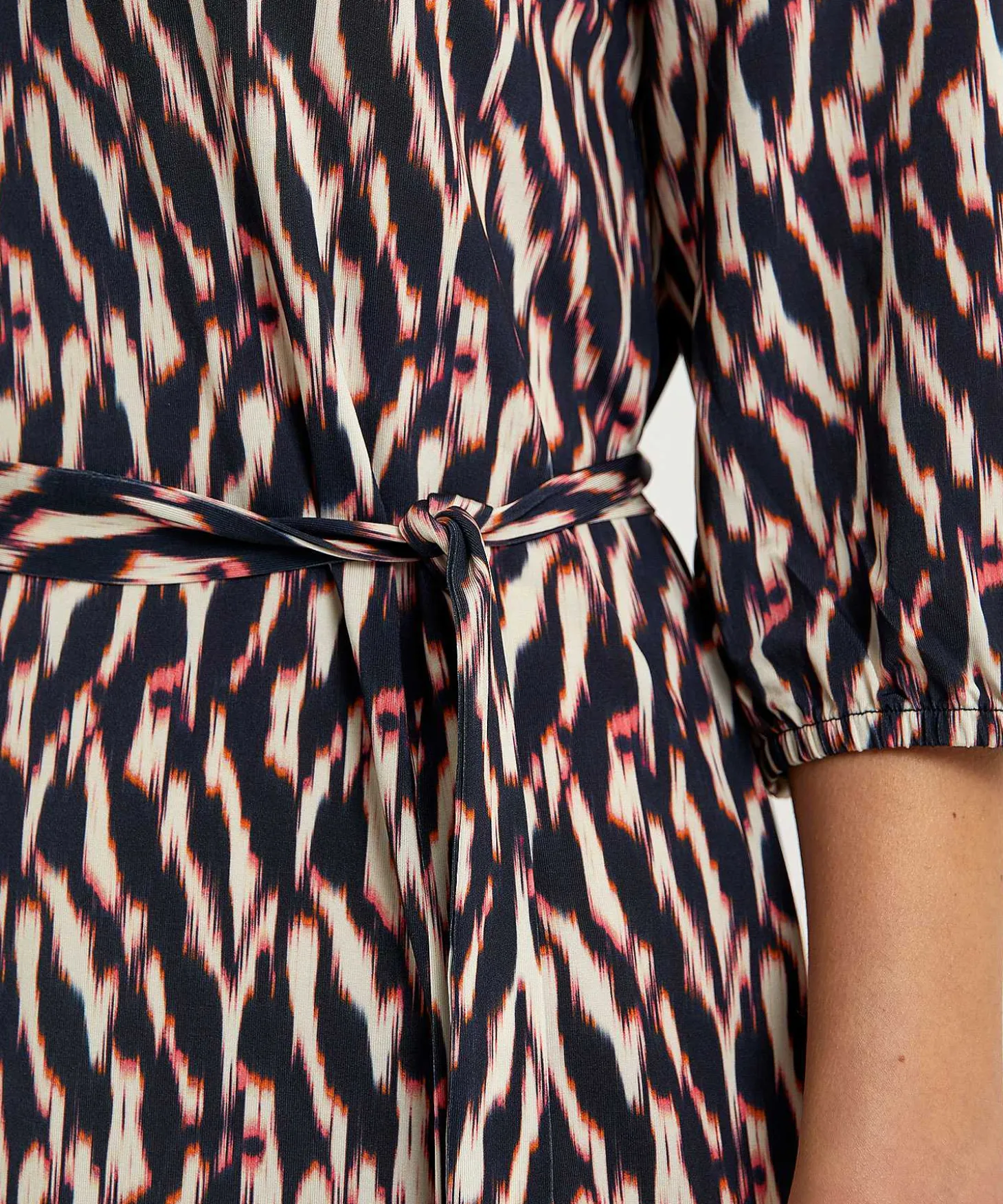 Vestido Ajustado Con Estampado Borroso De No Man'S Land