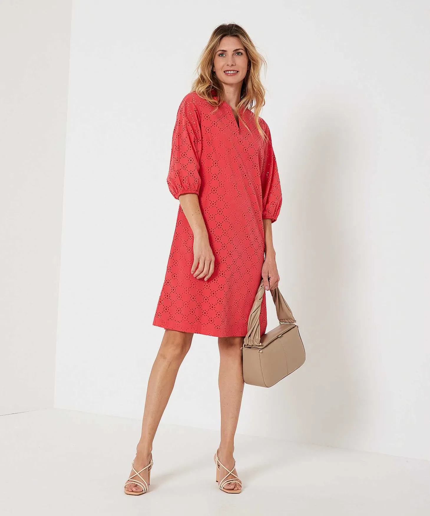 Vestido Bordado Kyra Olja