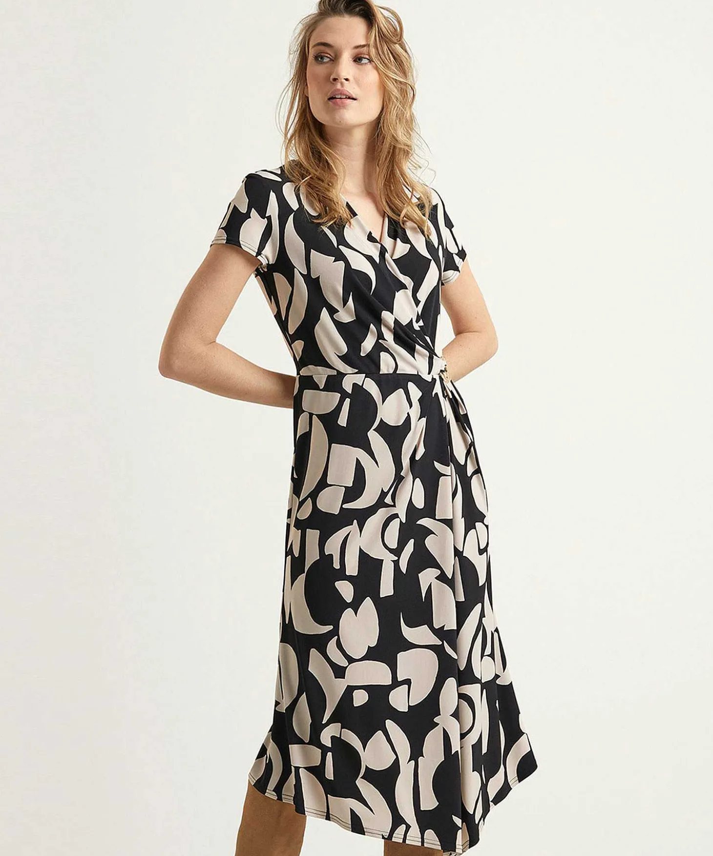 Vestido Cruzado Con Hebilla De Joseph Ribkoff