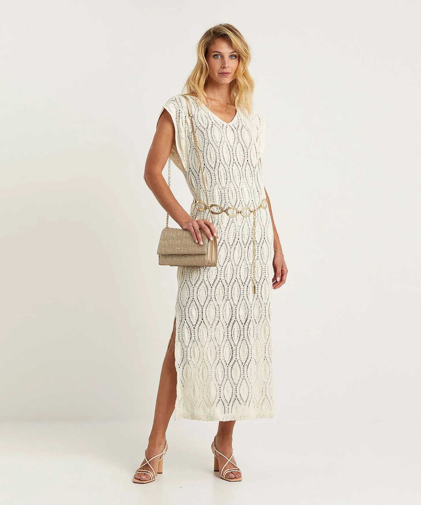 Vestido De Croche Con Cinturon De Caroline Biss