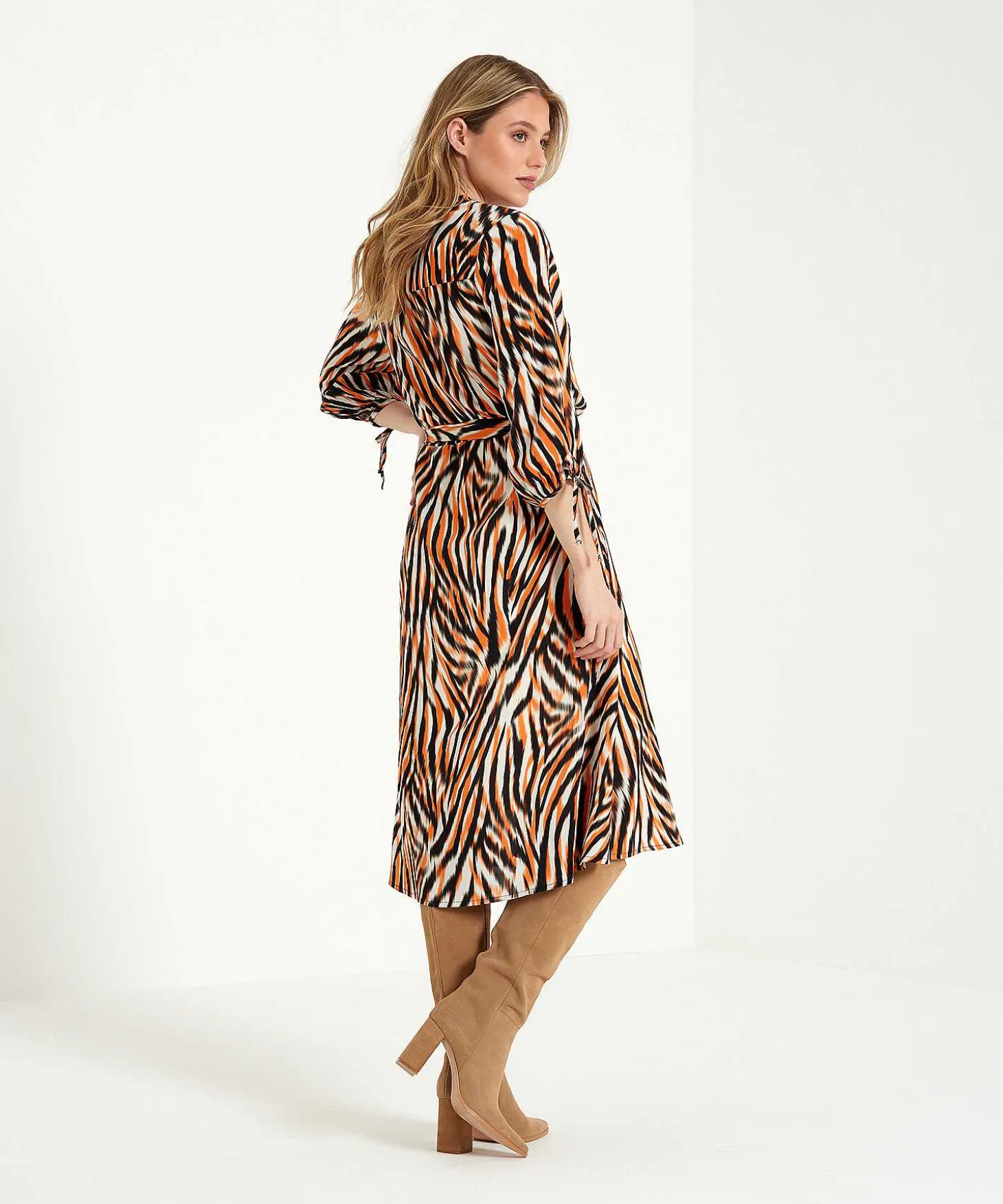 Vestido Kyra Estampado Tigre Hette