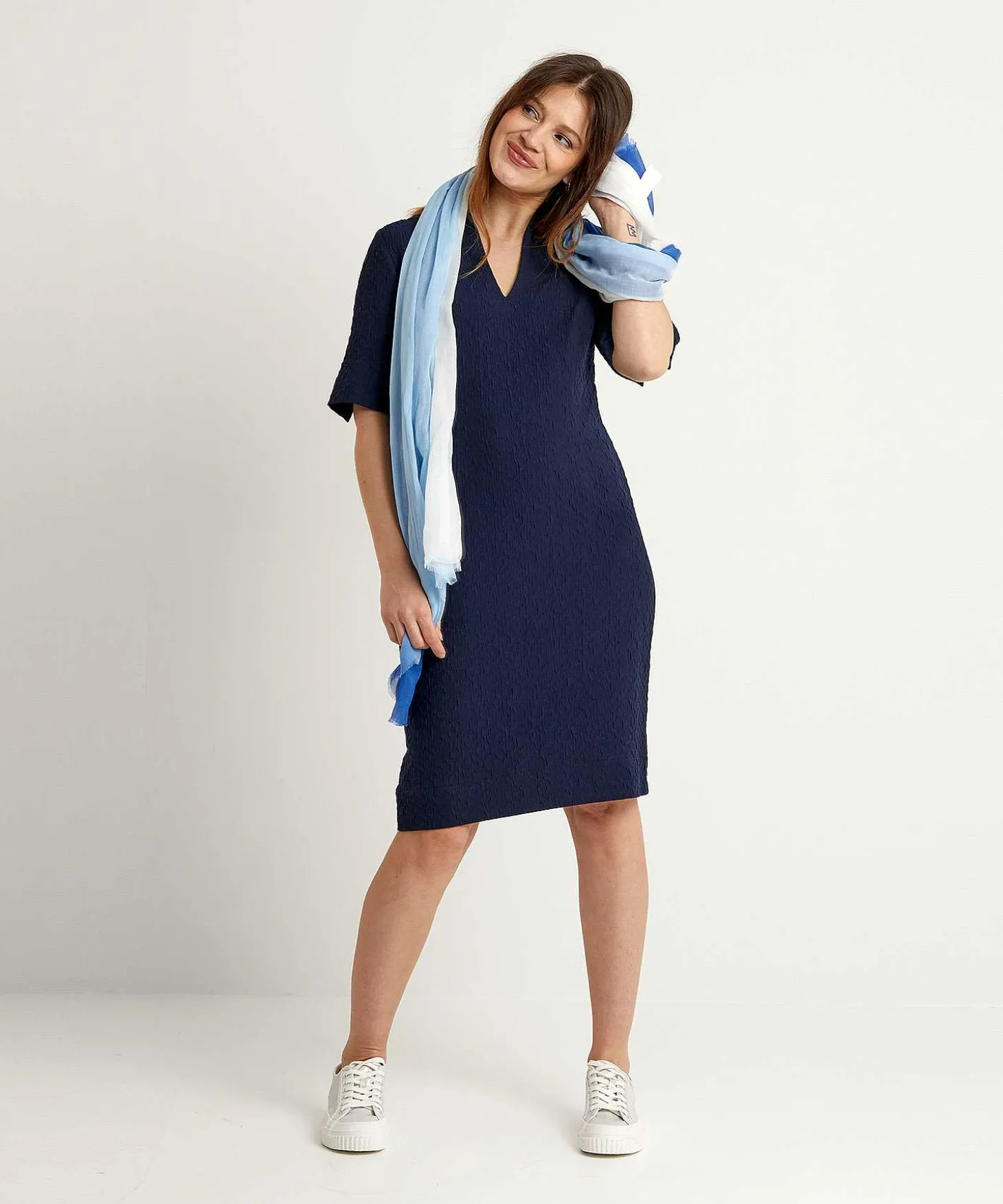 Vestido Kyra Jacquard Sarina