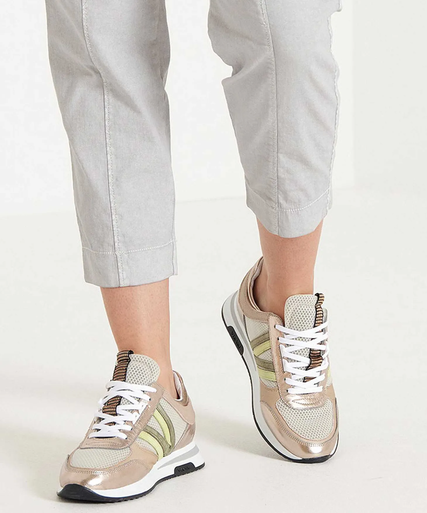 Zapatilla Via Vai Metalica Nora Vibe