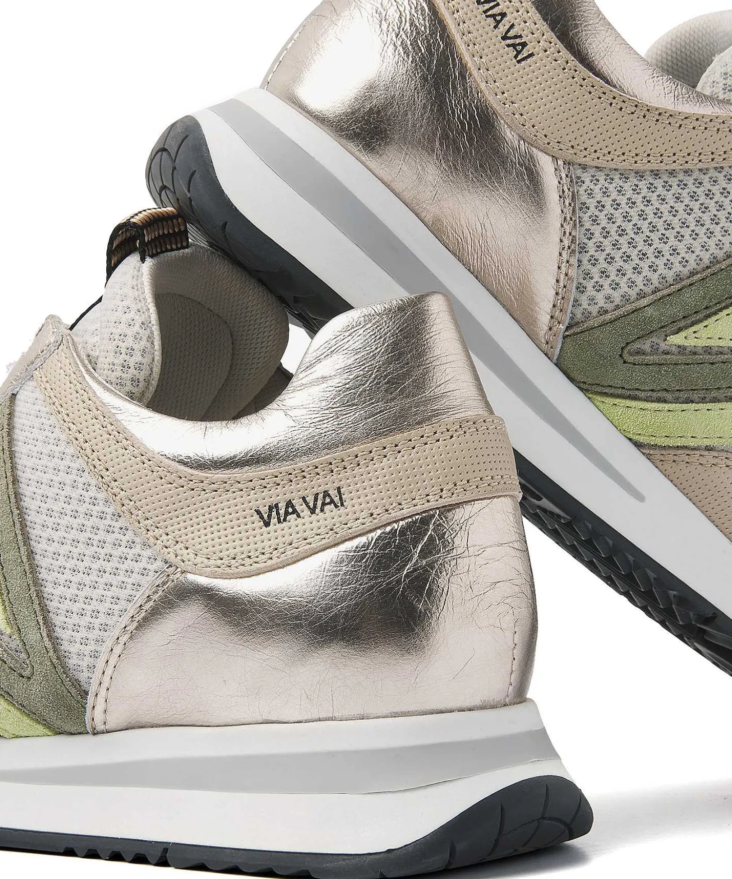 Zapatilla Via Vai Metalica Nora Vibe